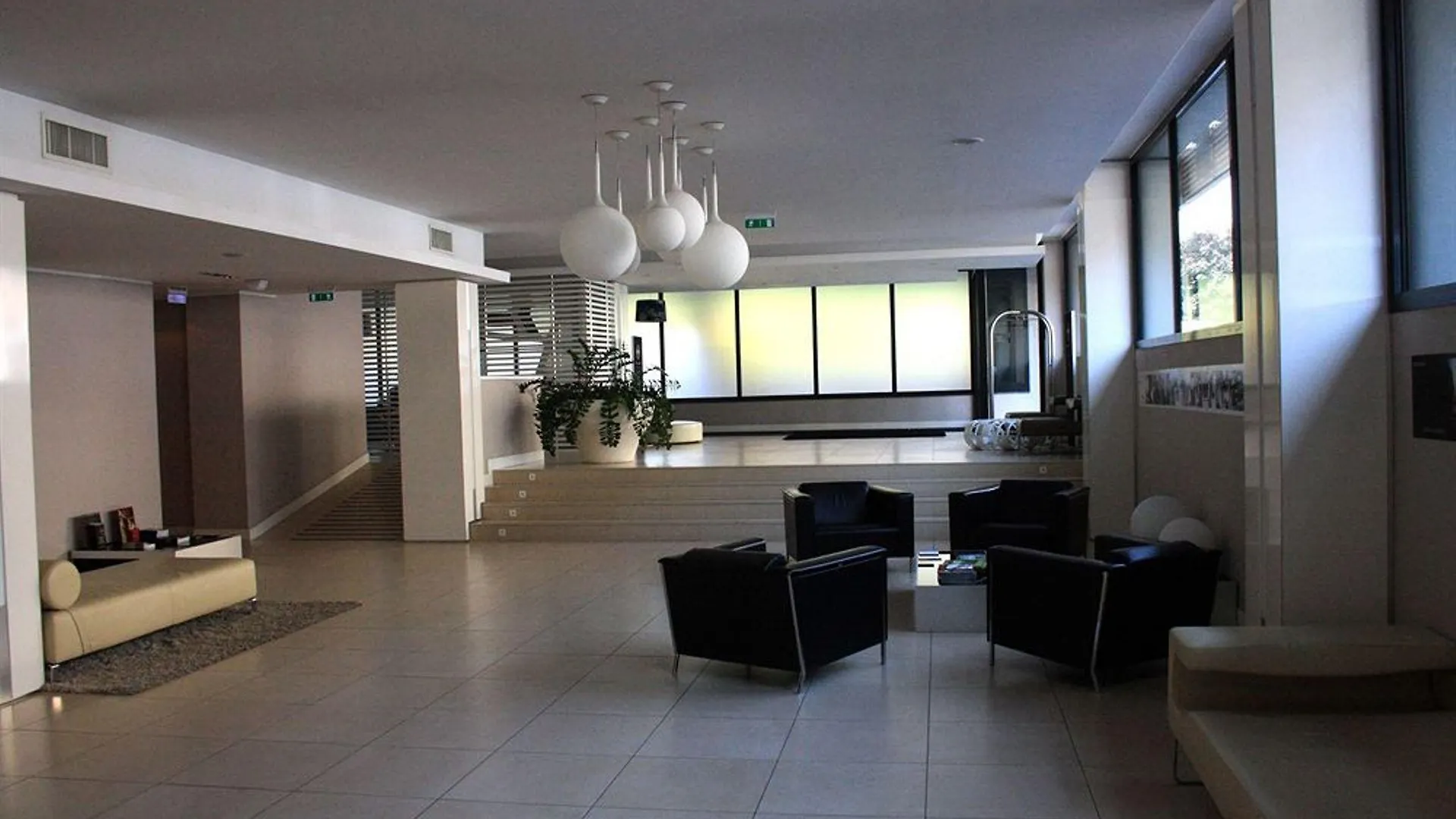 Ih Hotels Milano Watt 13  Милан